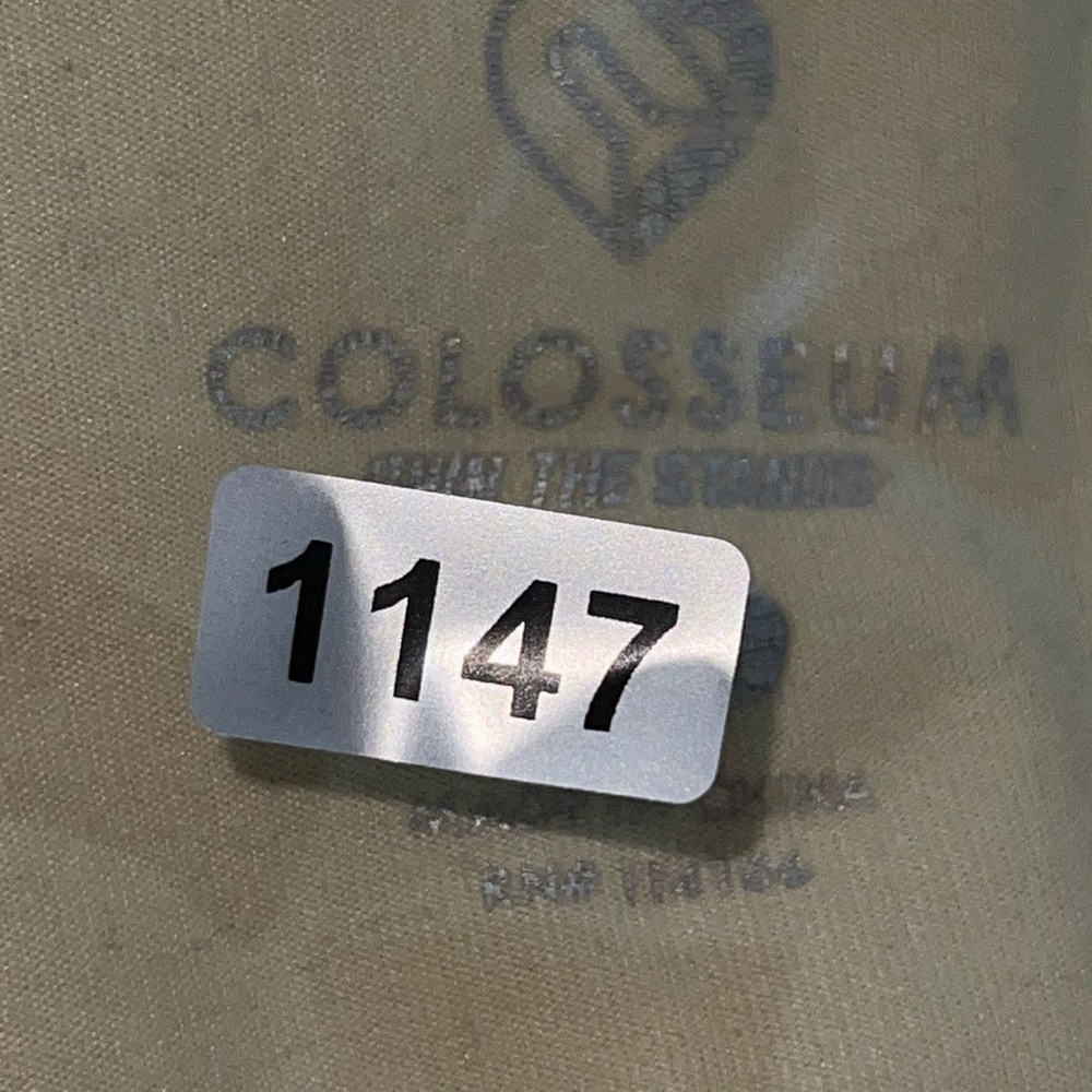Purdue Colosseum Cream and Black Zippered Polo pullover XL - Picture 9 of 9